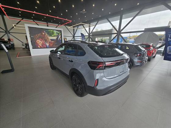VOLKSWAGEN NIVUS 1.0 200 TSI TOTAL FLEX HIGHLINE AUTOMÁTICO